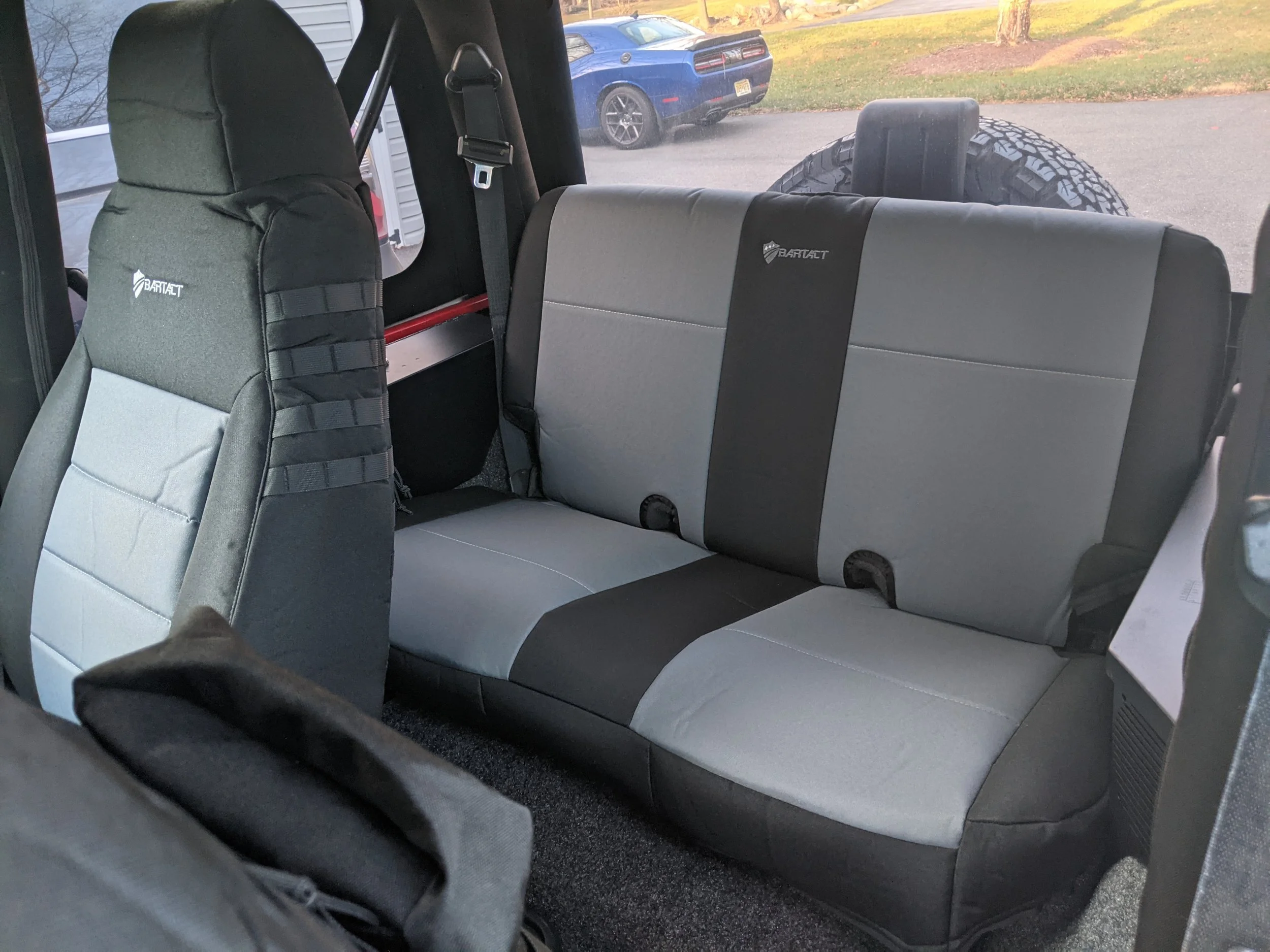 Bartact seat covers 1.webp