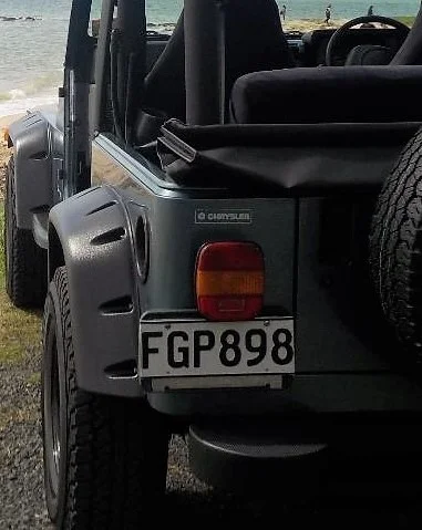 beach jeep (3).webp