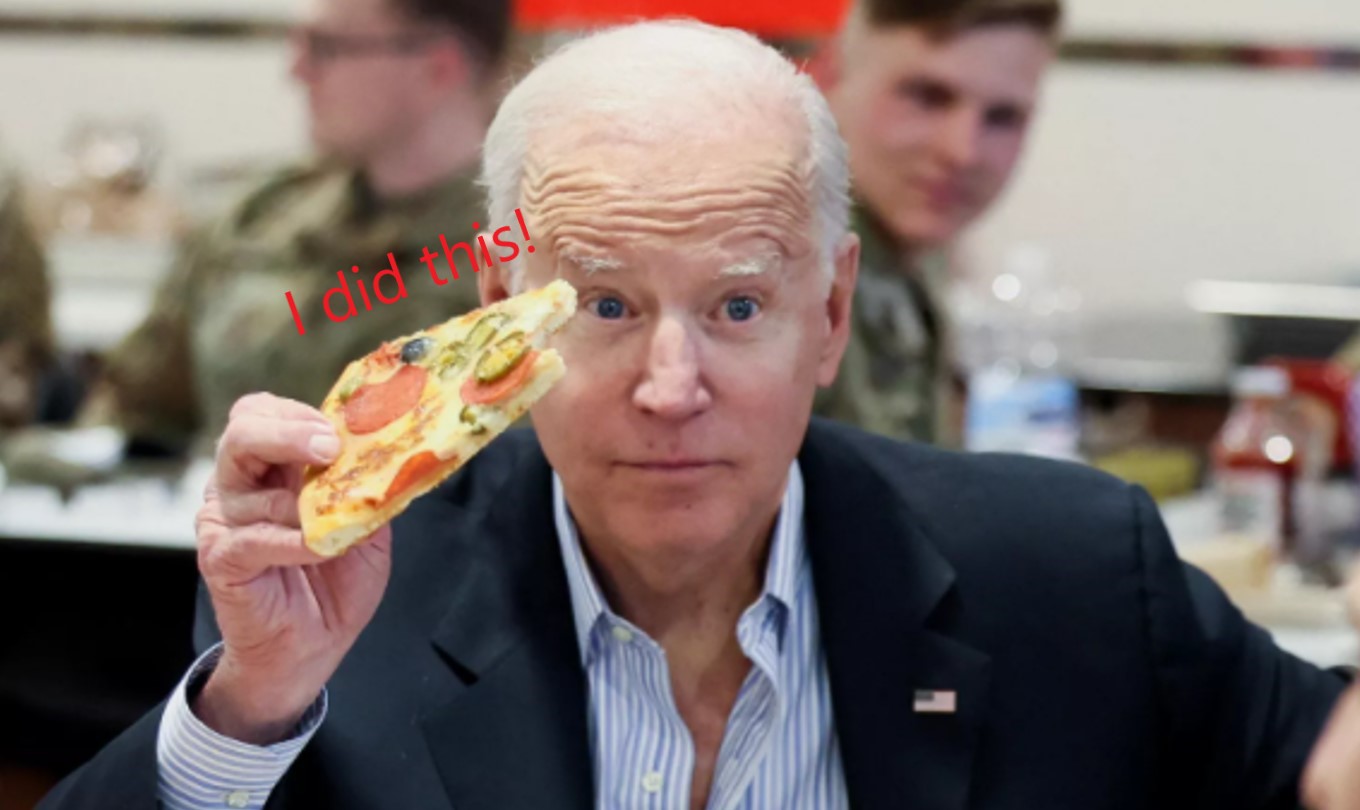 Biden-ate-pizza-with-American-soldiers-in-Poland.jpg