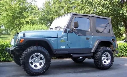 blue jeep1.jpg