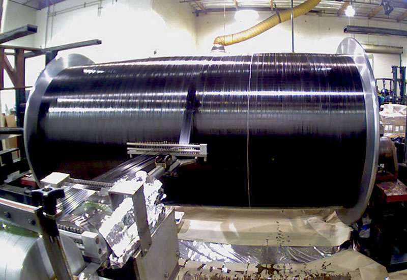 carbon-fiber-hull-on-a-steel-mandrel.jpg