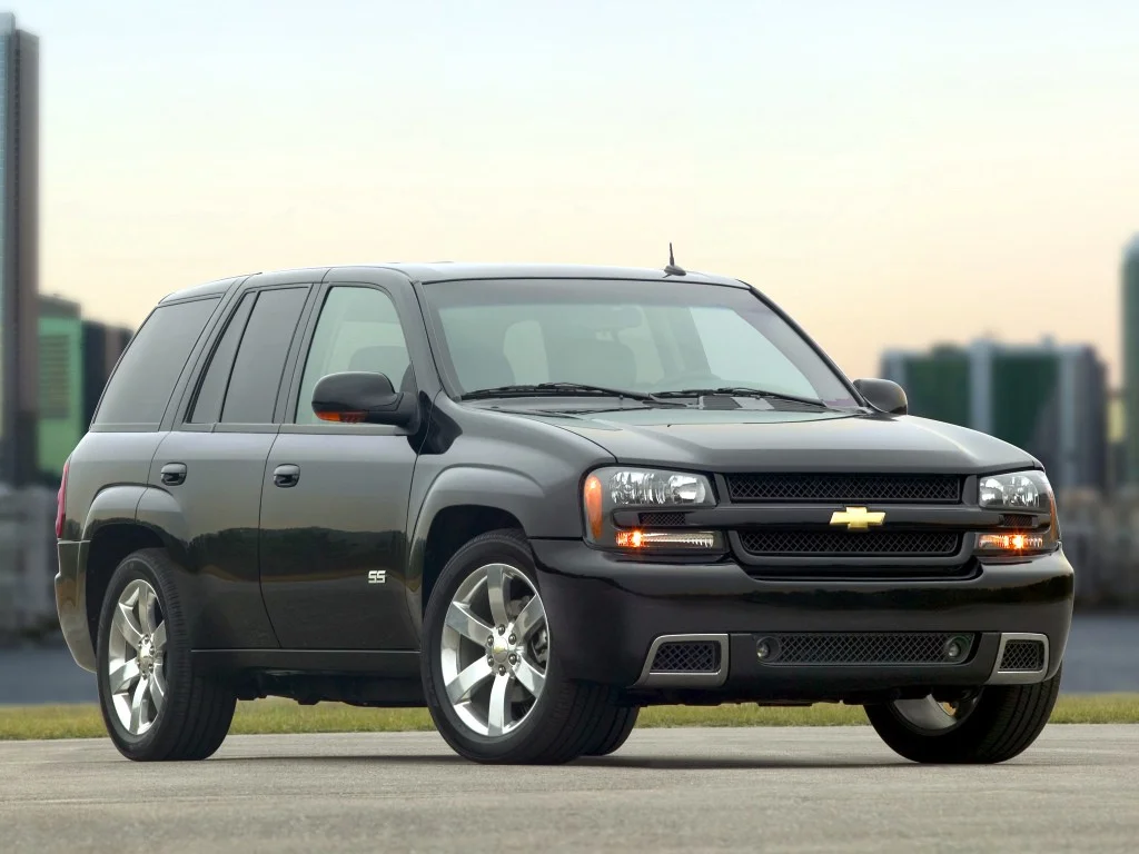 CHEVROLET-TrailBlazer-SS-1898_21-2419624012.webp