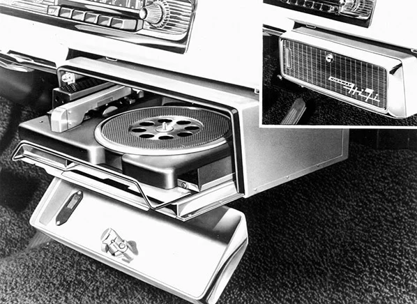 Chrysler-Highway-Hi-Fi-car-record-player.webp