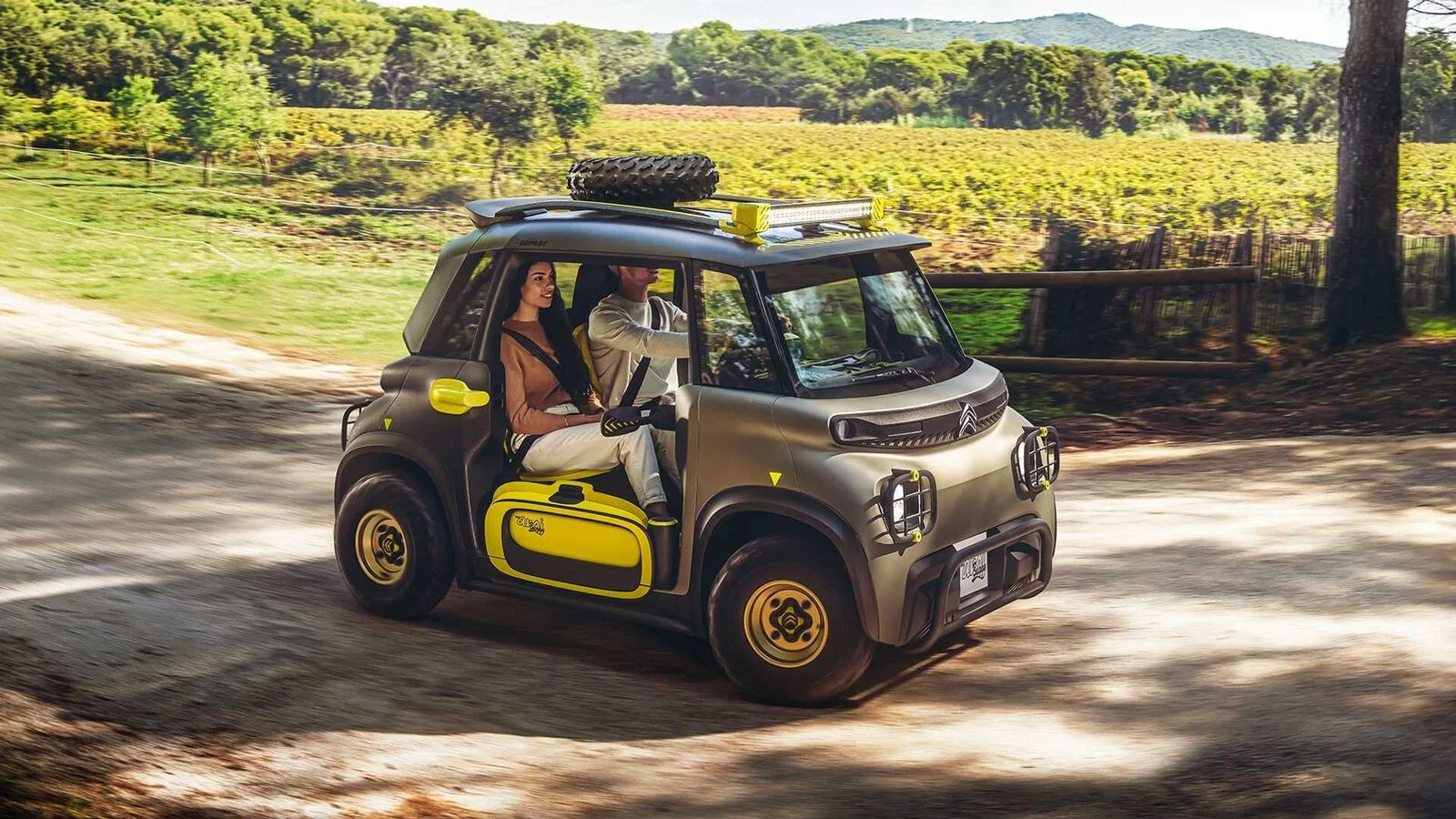 Citroen-Mi-Ami-buggy-concept-Stellantis-2.webp