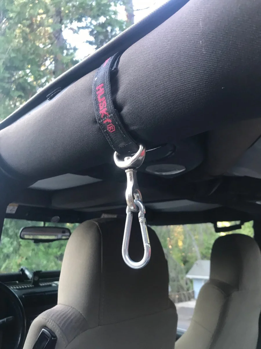 clothes hanger clpis.jpg