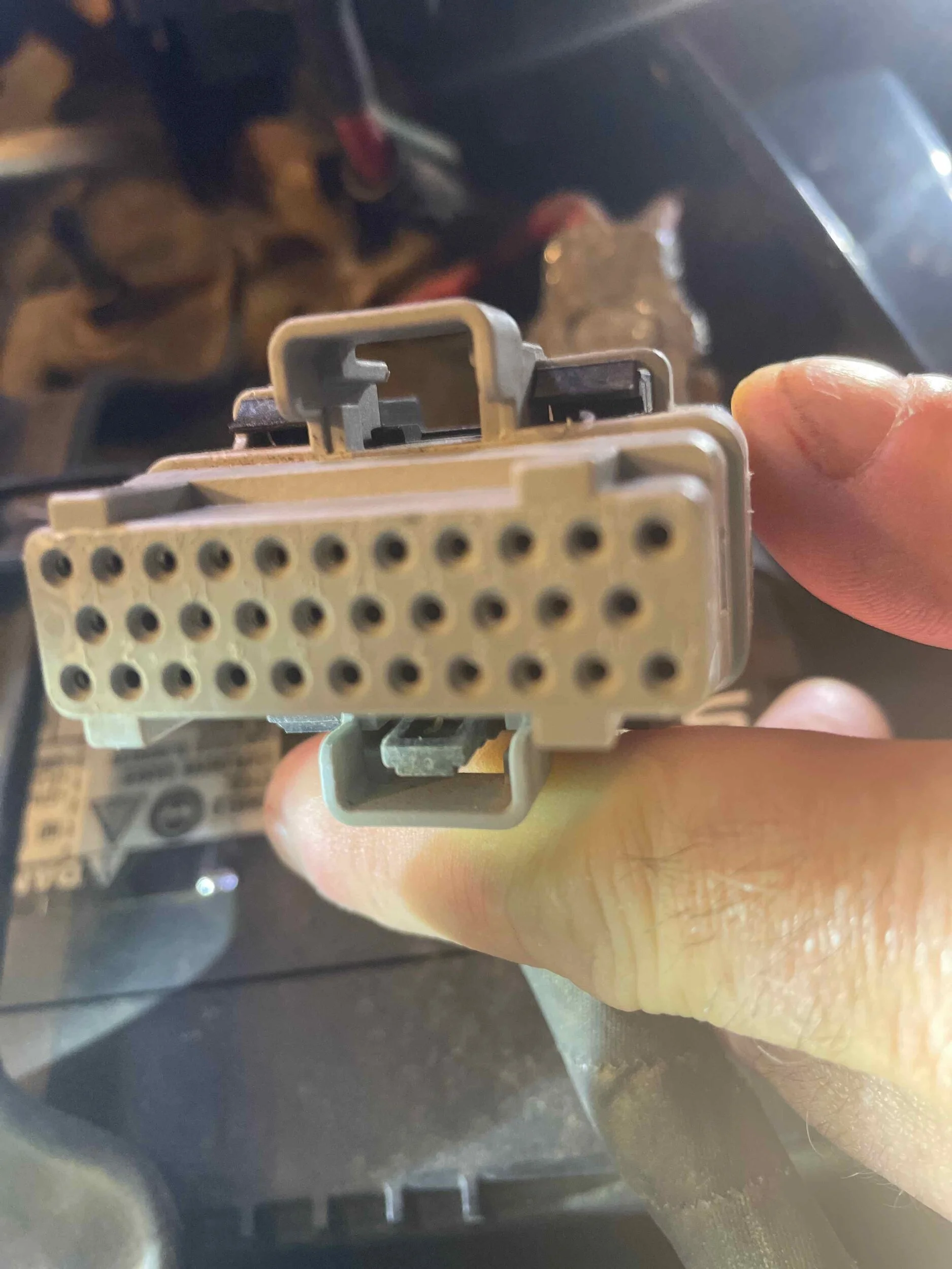connector 1 front view.webp