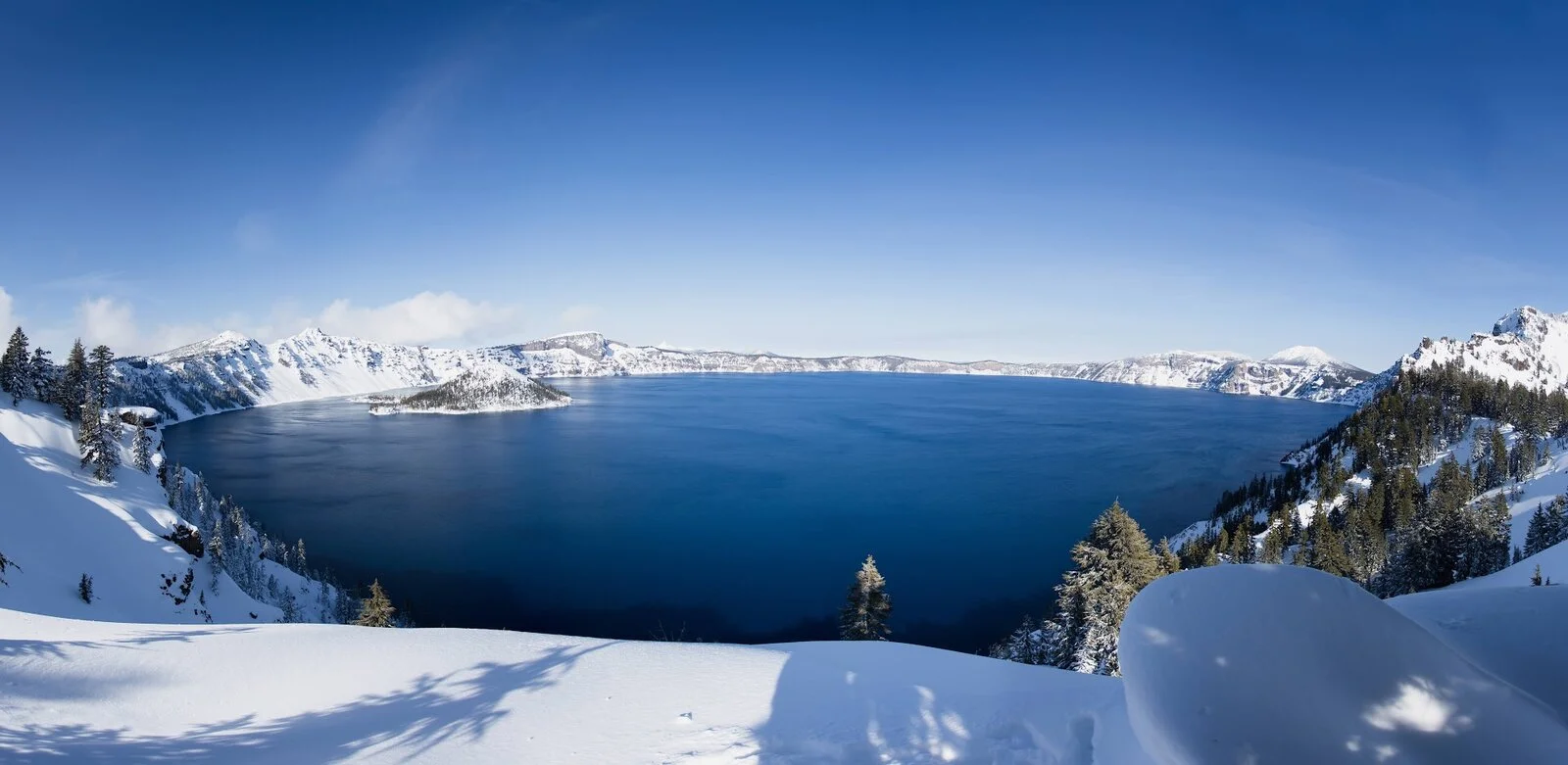 CraterLakePano-2.jpg