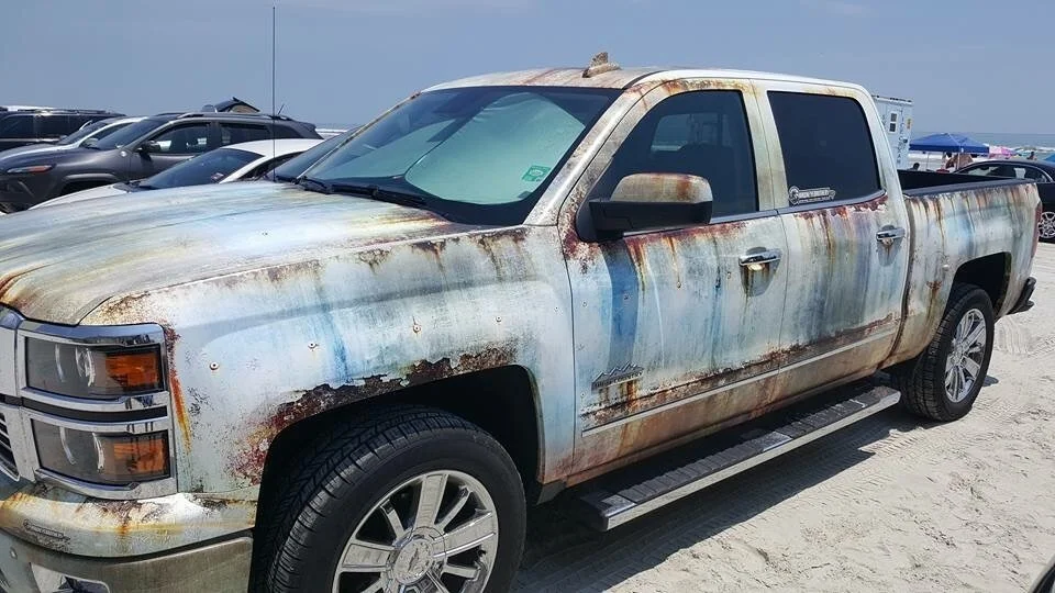 current-generation-chevy-silverado-gets-rusty-wrap-108184_1.webp