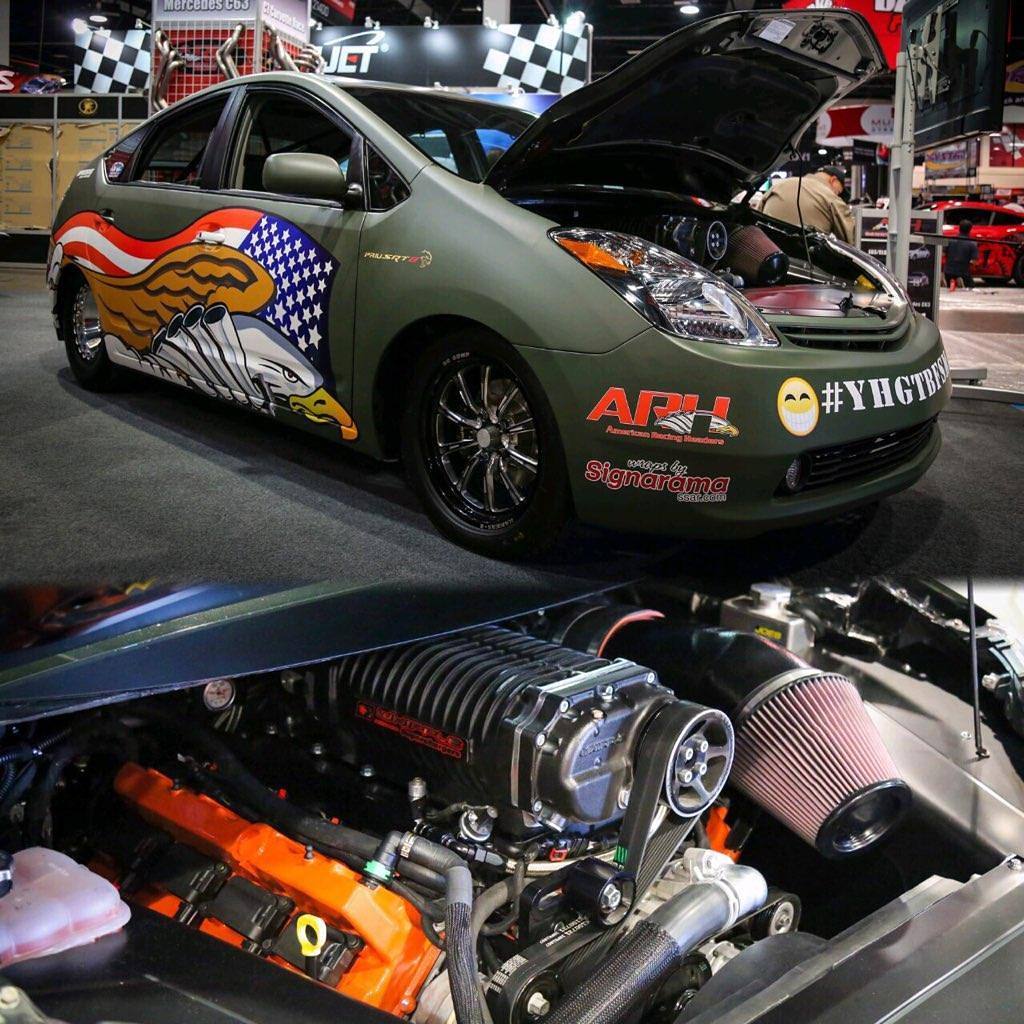 custom-Toyota-Prius-with-a-Hellcat-V8-06.jpg