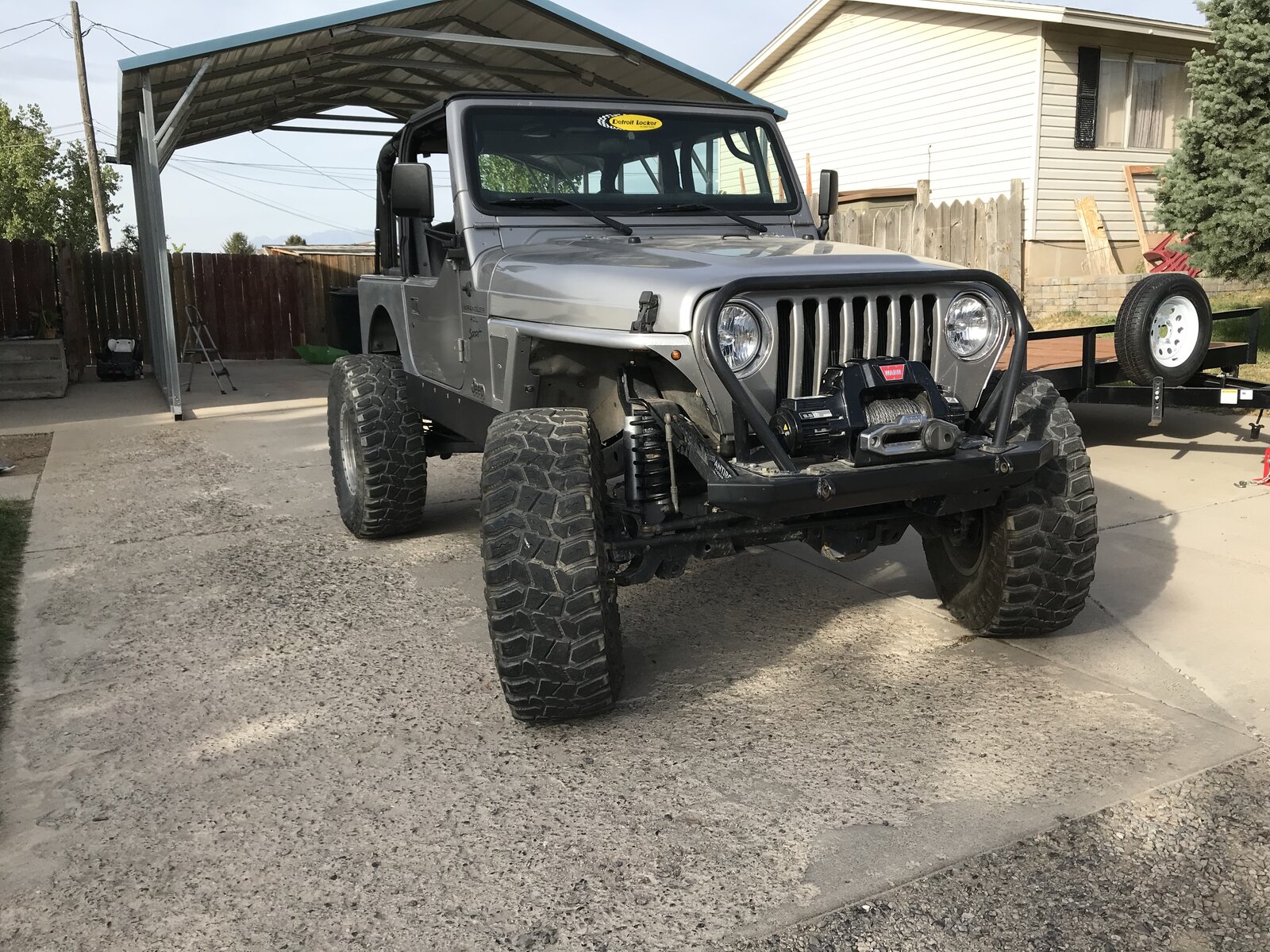 Does anyone run without rear fender flares? | Jeep Wrangler TJ Forum