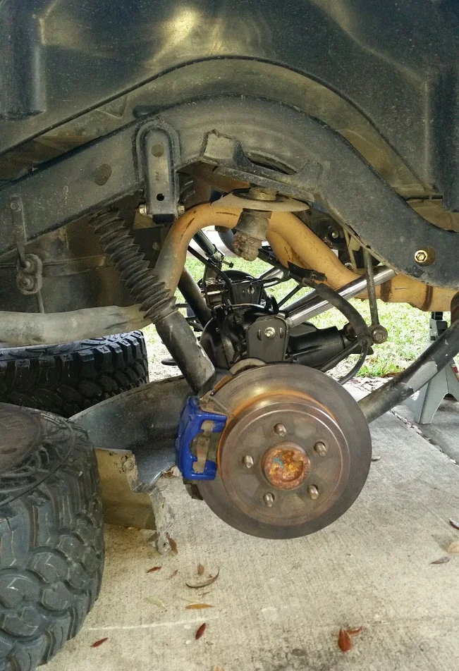 Dana 44 side1.webp