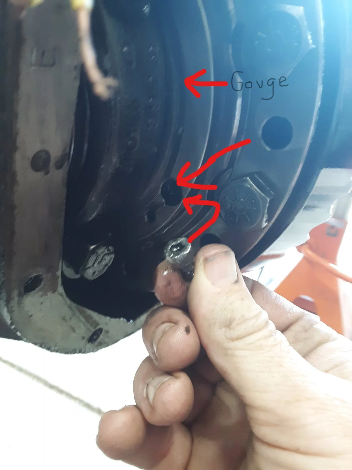 elocker loose screws.webp