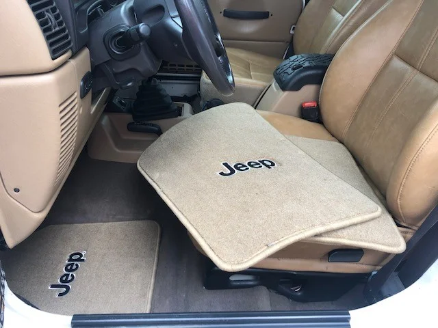 Floor mats.webp