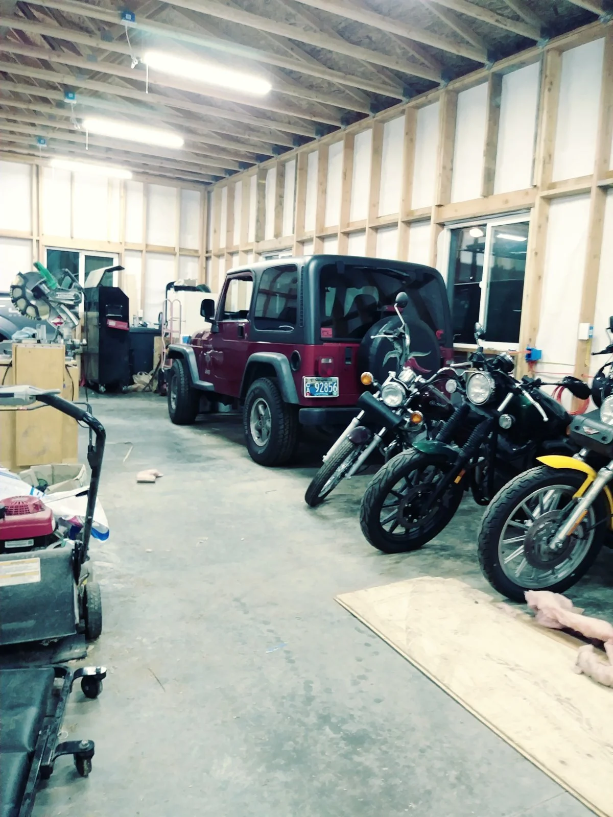 Garage Jeep.webp