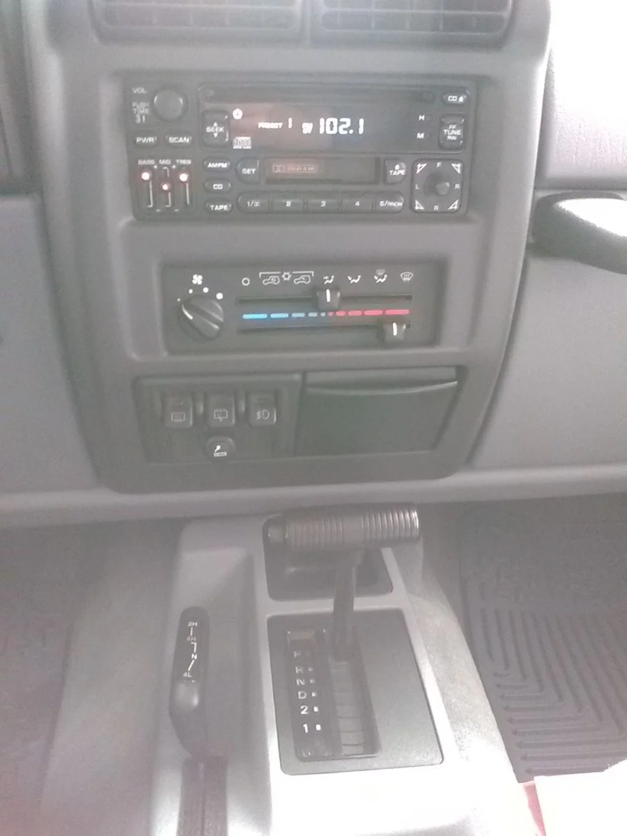 Interior-1.jpg