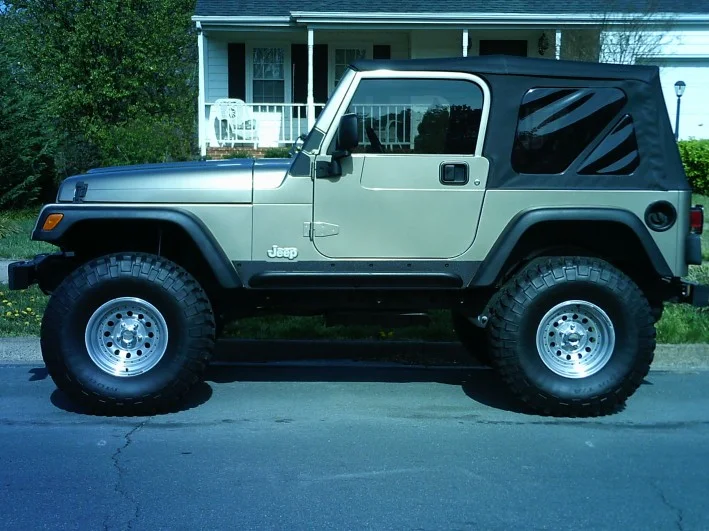 jeep 03 (2017_11_20 00_38_12 UTC).jpg