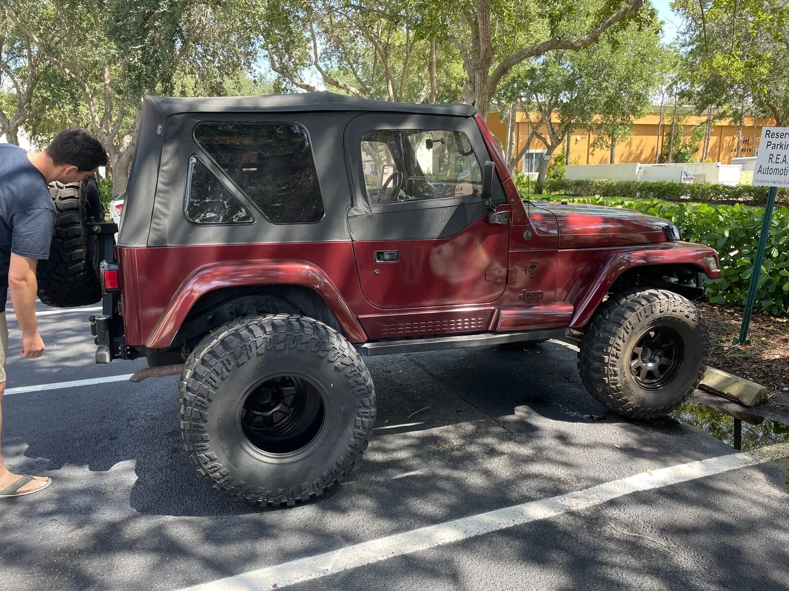Jeep 1.jpg
