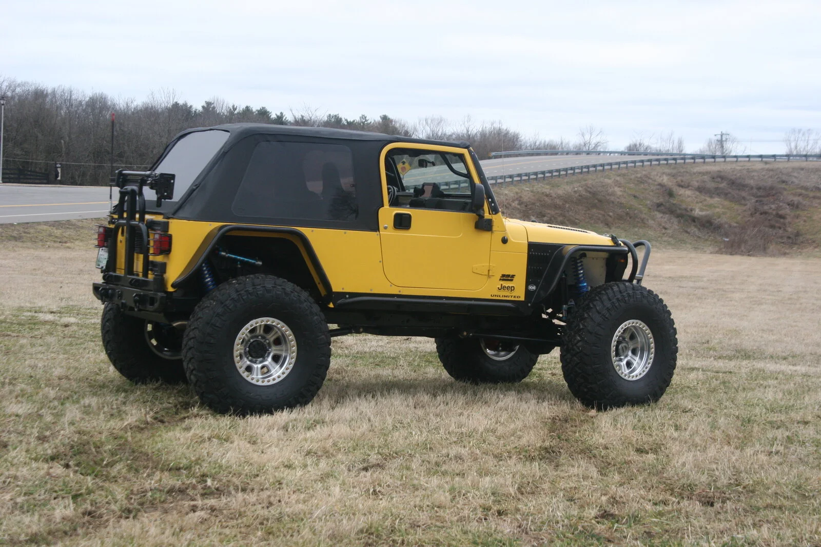 Jeep - 14 Bolt 45 (20).webp