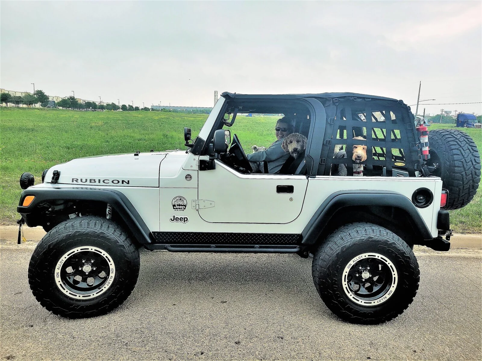 Jeep-1c.jpg