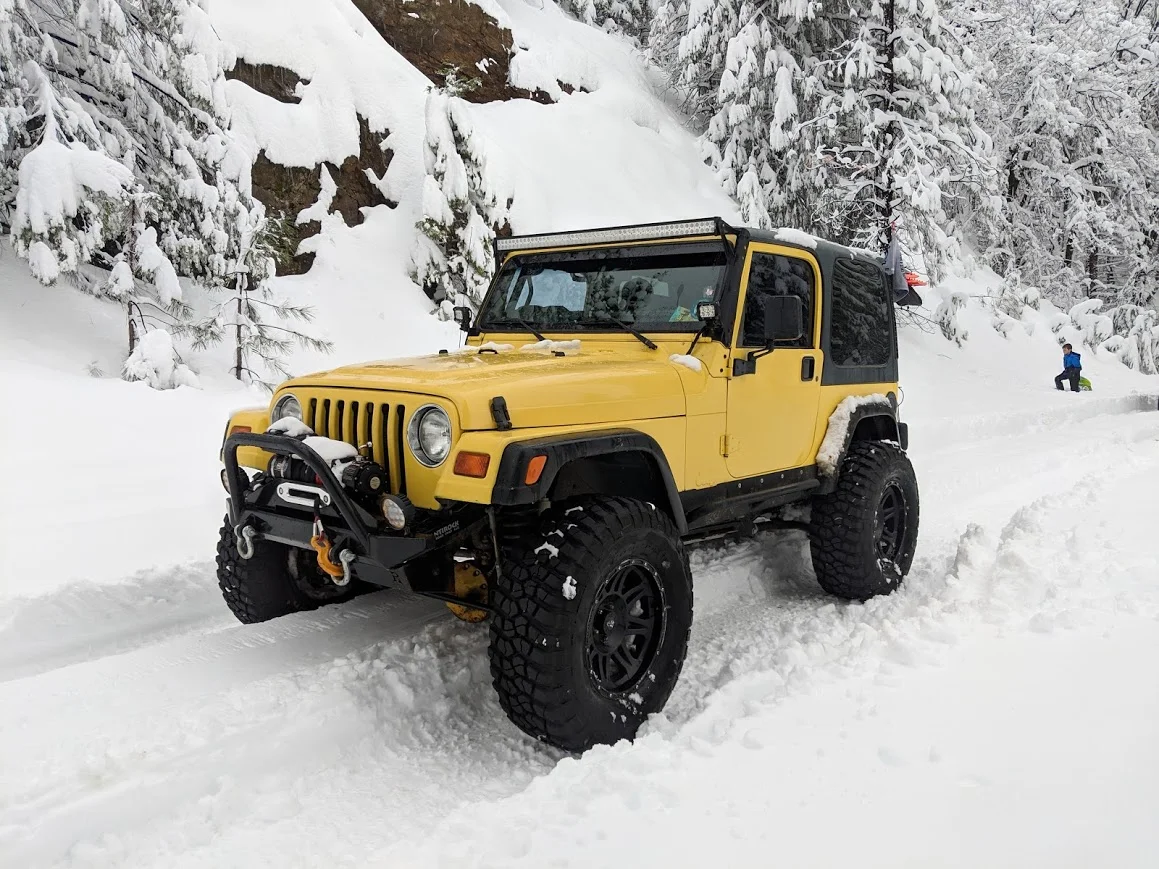 jeep-2019-snow.webp