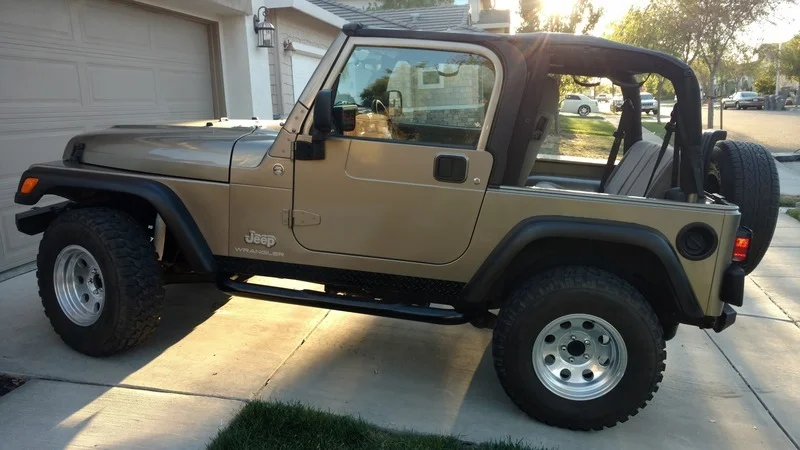 jeep%20rocker_zpsn4bgvit5.webp