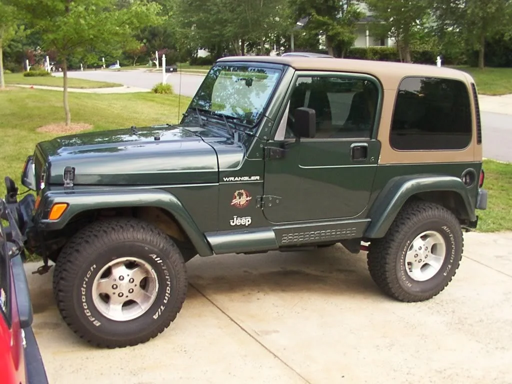 Jeep%20TJ%20Sahara_zpschwoh8lg.webp