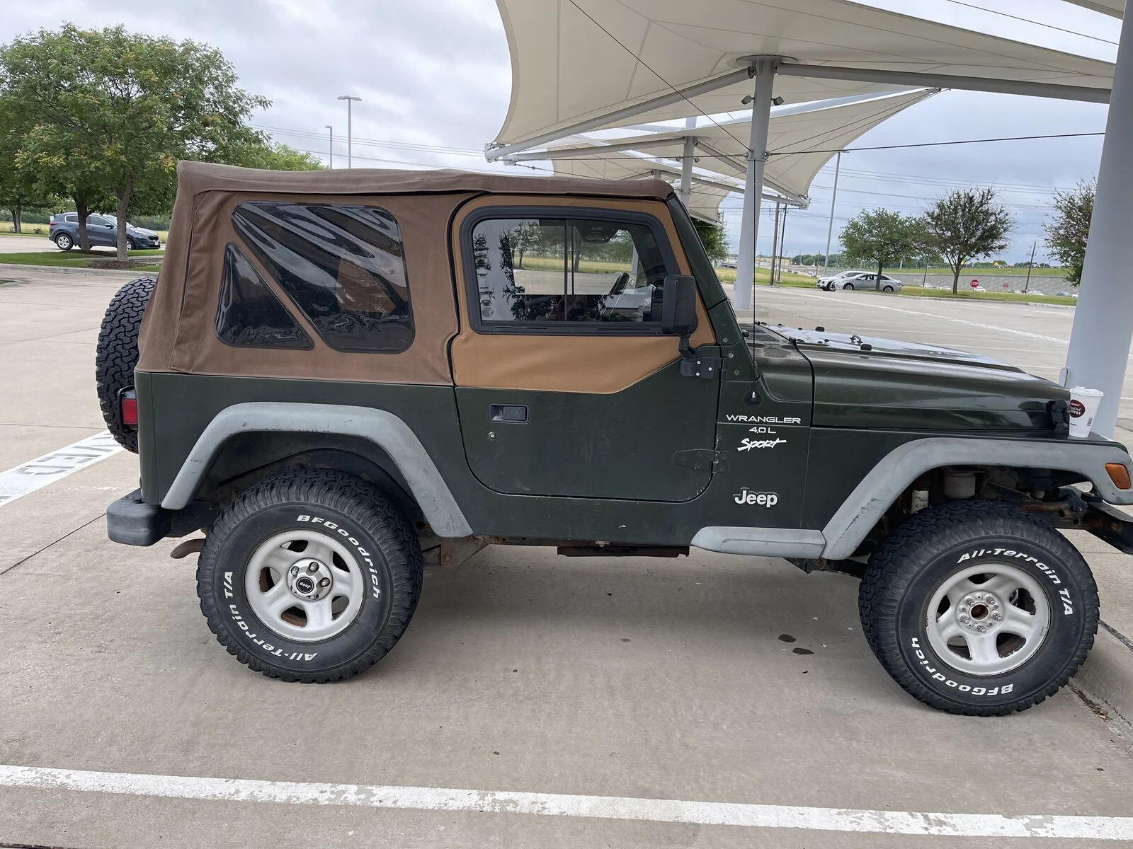 Jeep Before Wreck.jpg