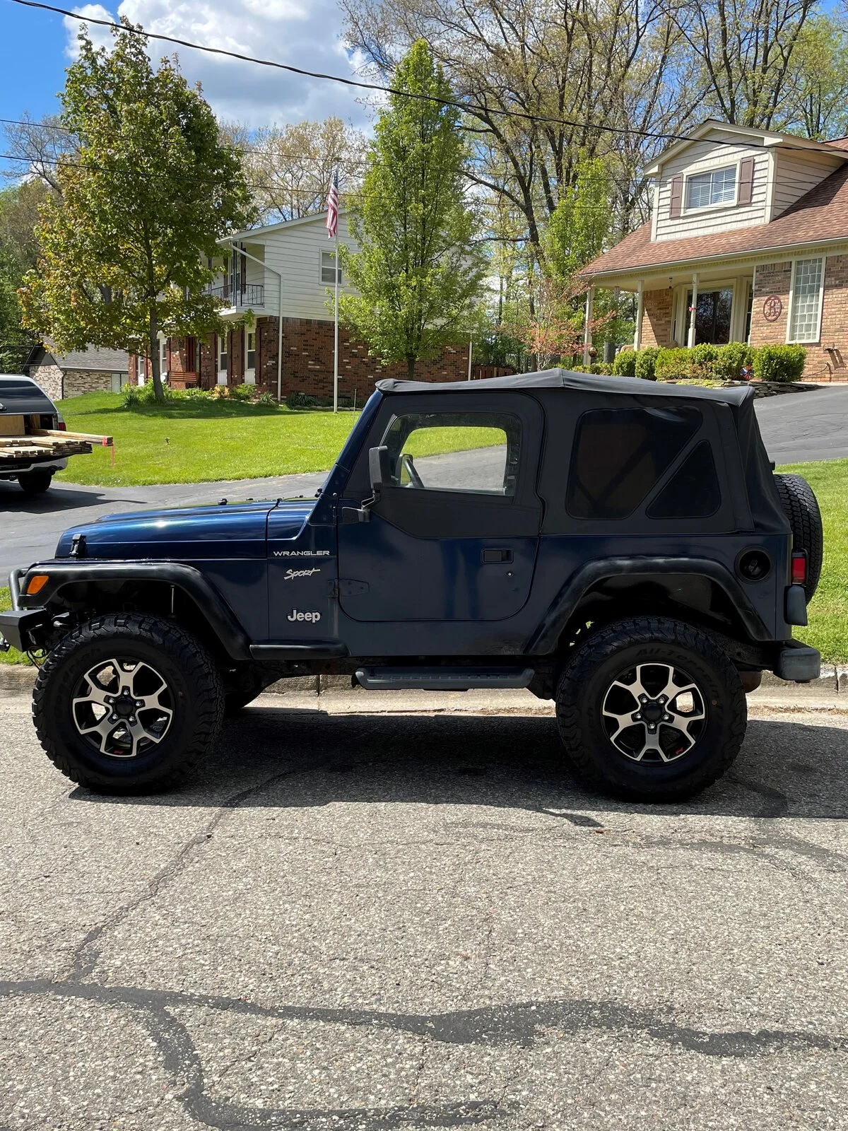 Jeep.Blue.jpg
