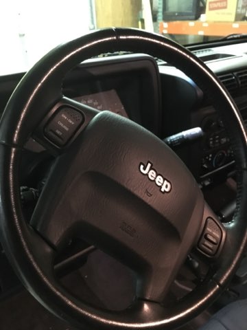 Jeep for sale interior 6.jpg