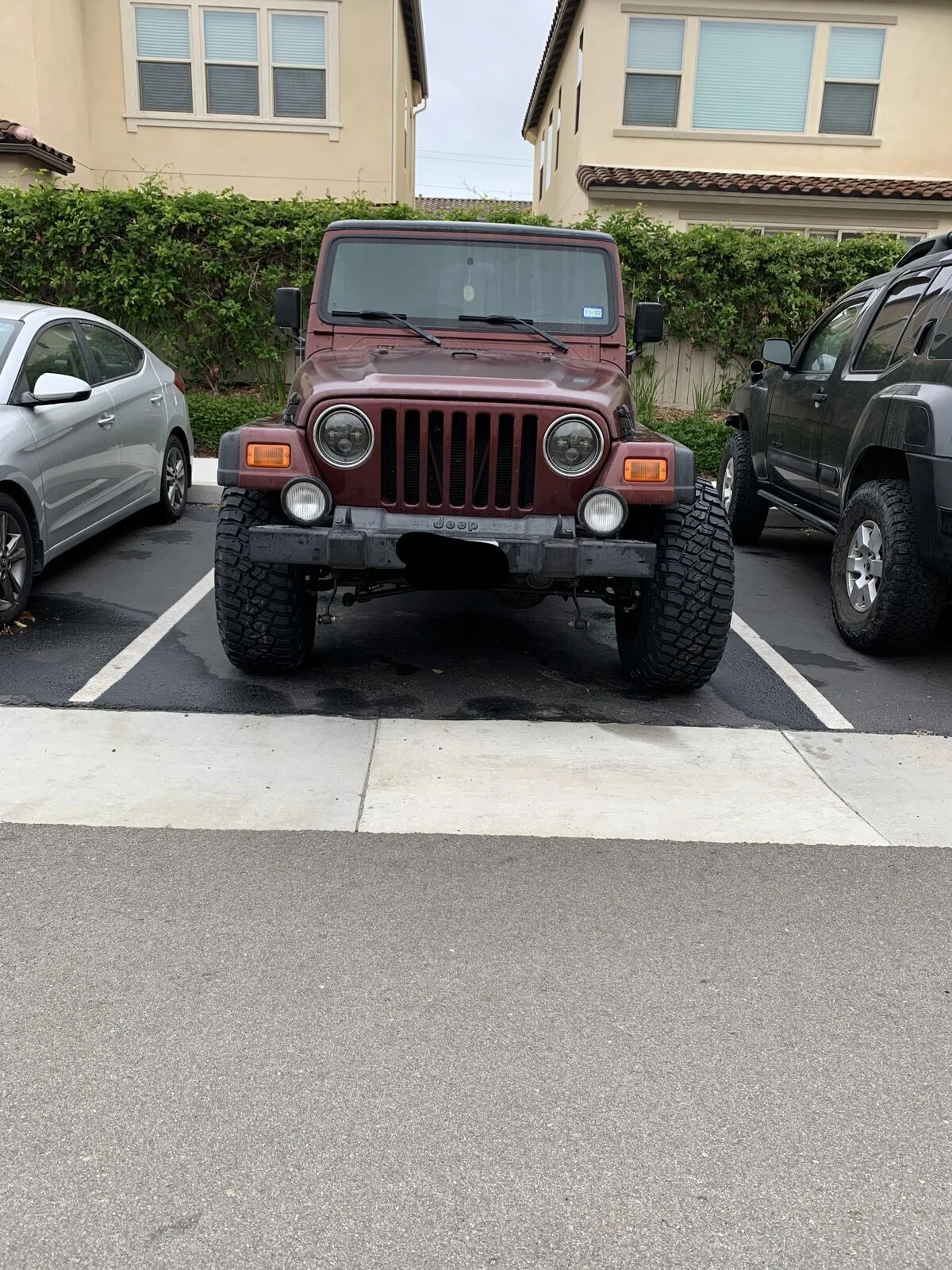 jeep front_LI.jpg