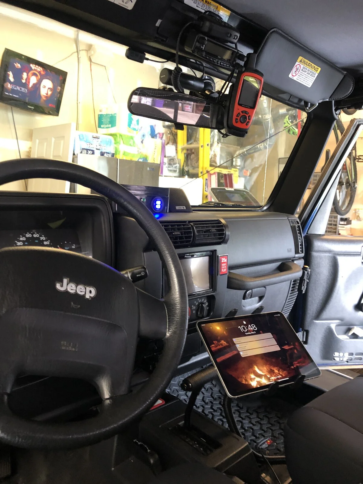 jeep-inky-inside-driver.webp