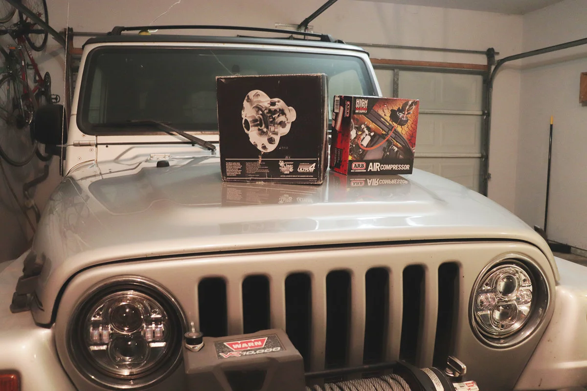 jeep lockers.webp