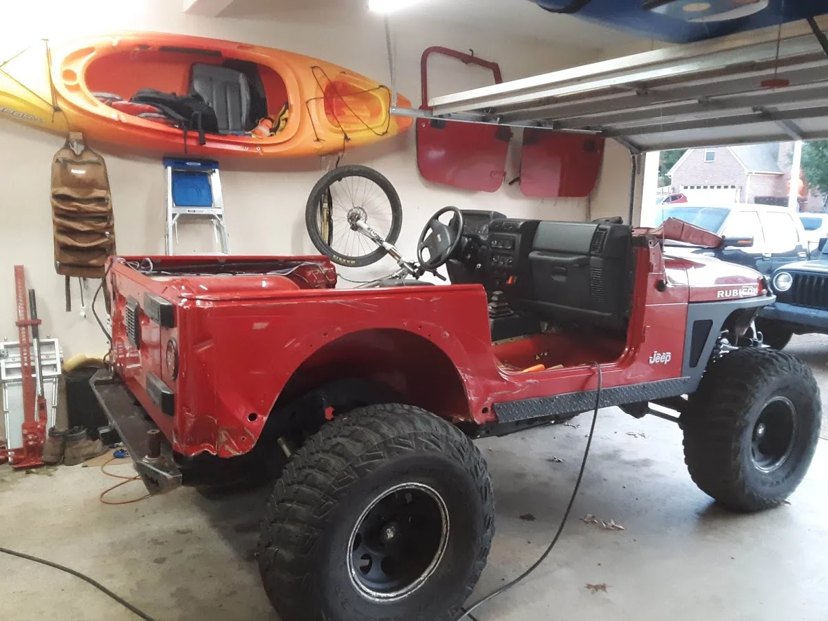 jeep no roll bar.webp