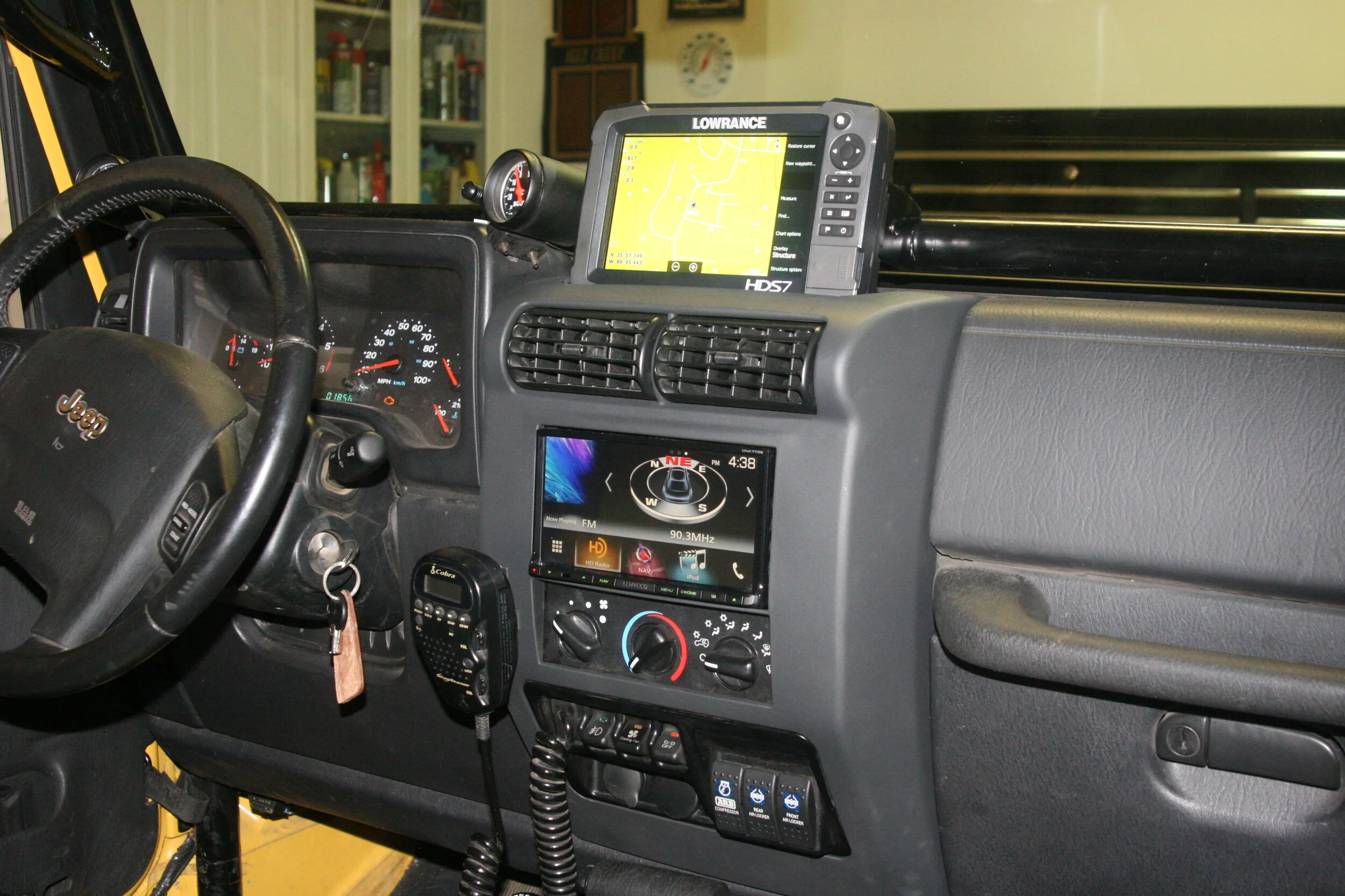Jeep - Radio and GPS - 5-27-2017 046.webp
