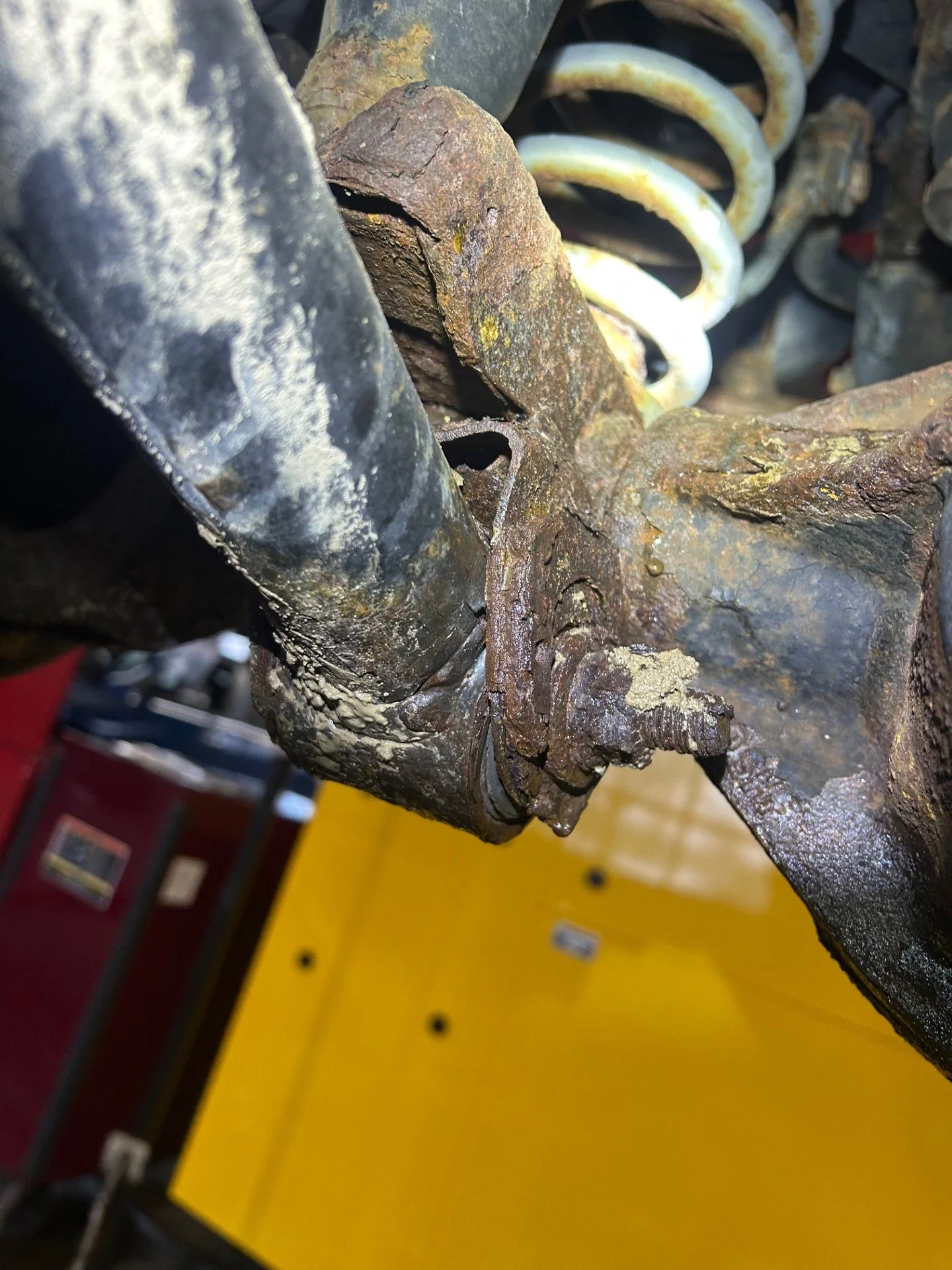 jeep repair1.webp