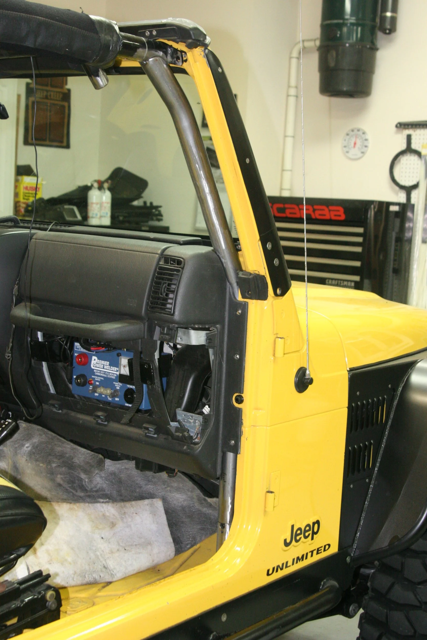 Jeep - Roll Cage Mod - 3-16-2014 239.JPG