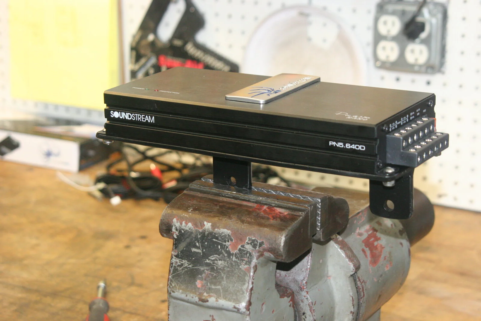 Jeep - Stereo Amp - 1-16-2022 (19).webp