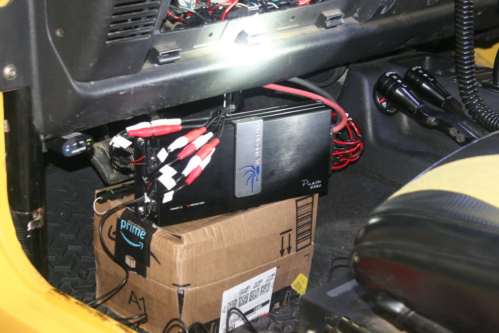 Jeep - Stereo Amp 4 (14).webp