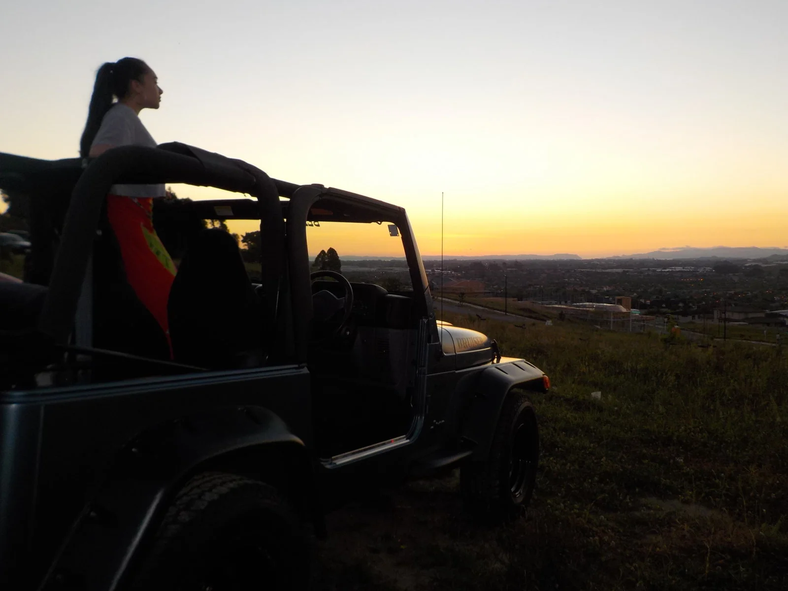 jeep sunset.webp