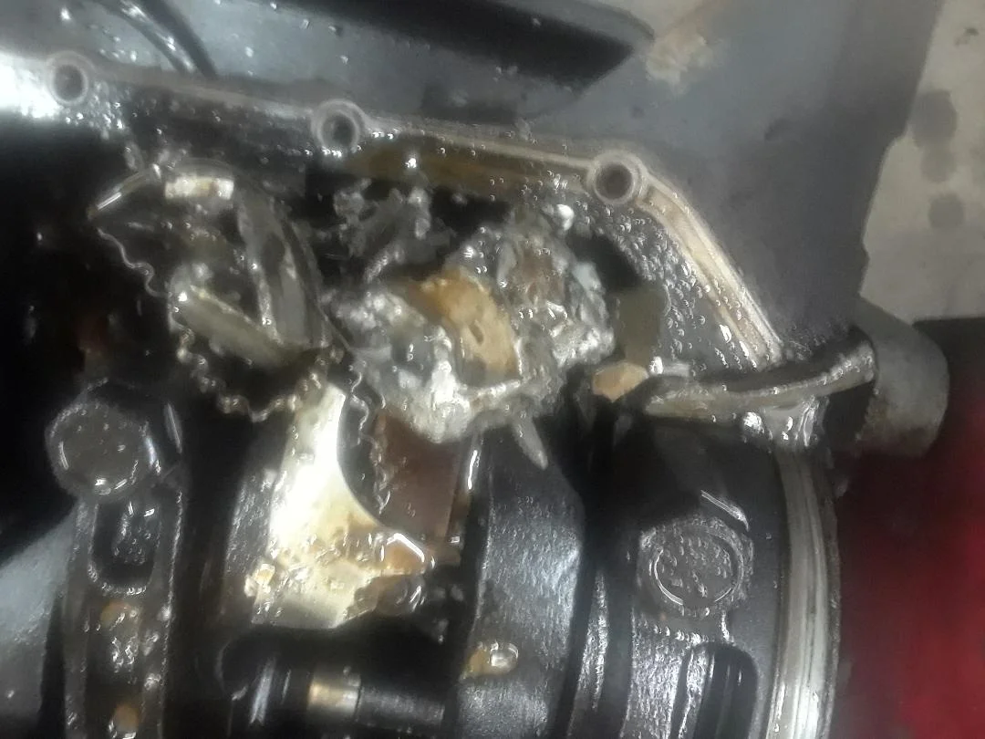 Jeep TJ engine.1.webp