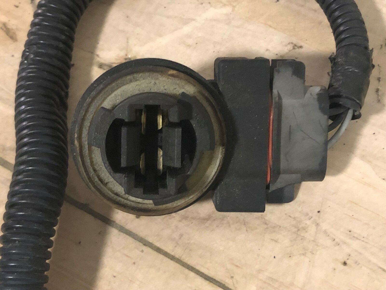 WTB: - Front turn signal socket and harness / pigtail | Jeep Wrangler TJ  Forum