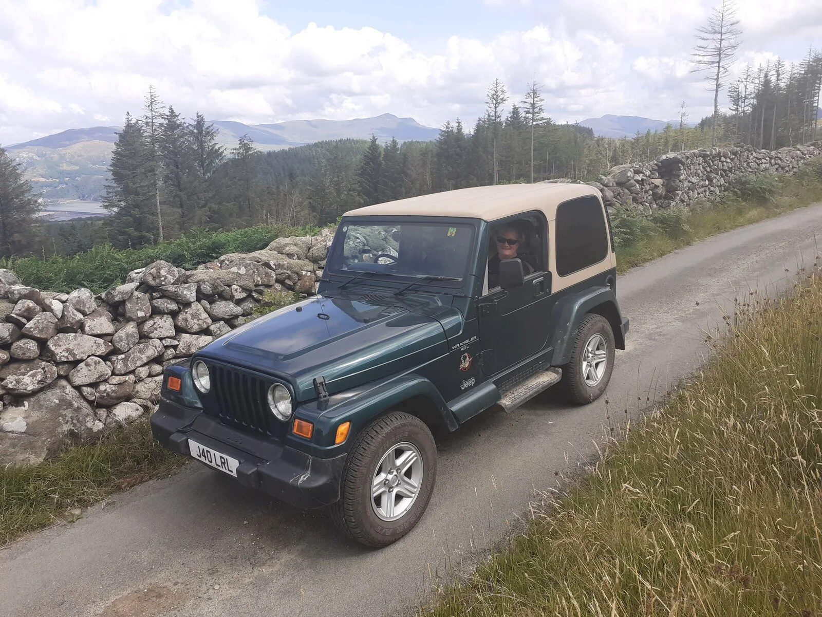 jeep.webp