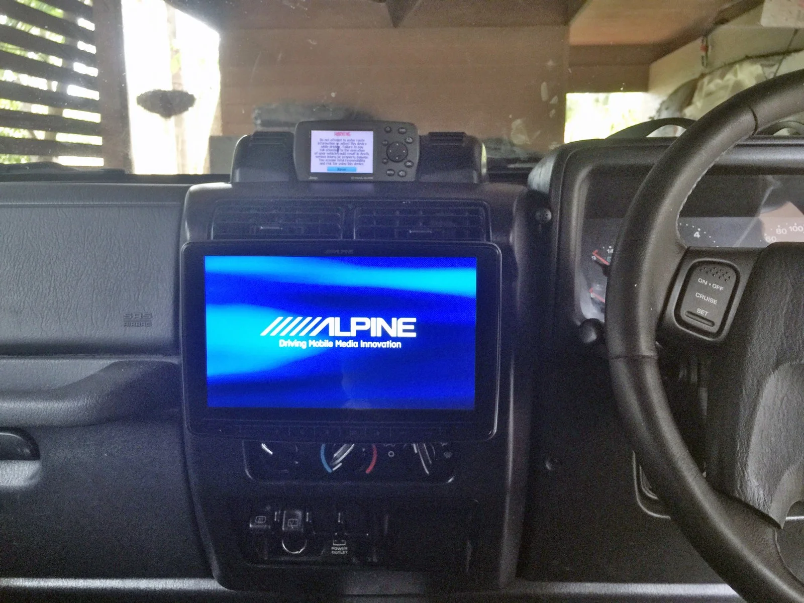 Jeep_TJ_Alpine.webp