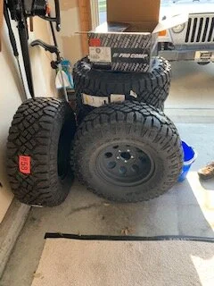 jeep_wheels_tires.webp