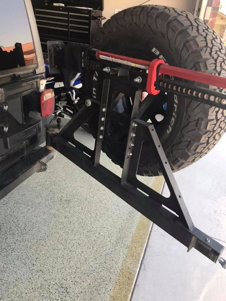jeepBumperWtireCarrier.webp