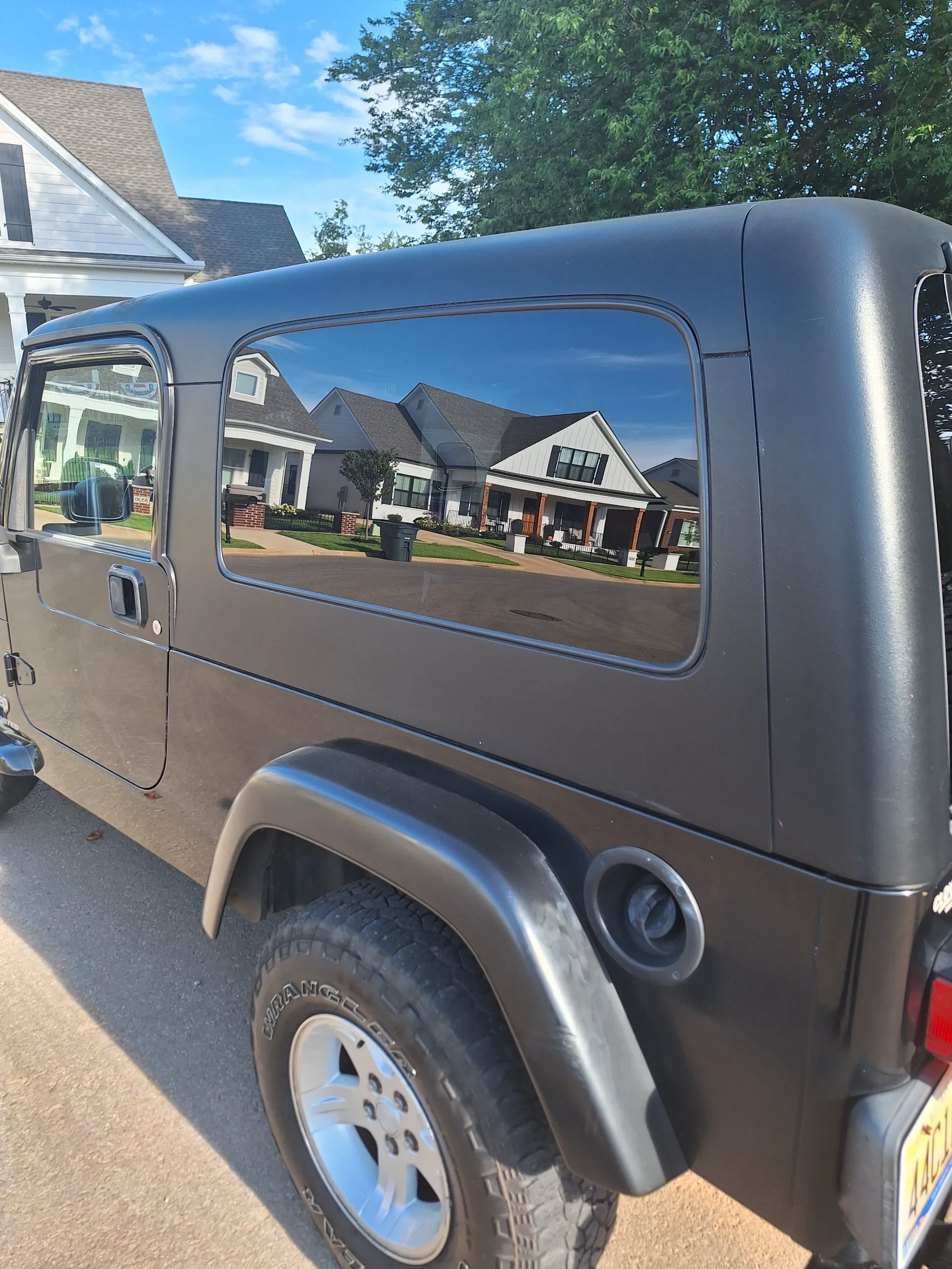 jeepside.webp