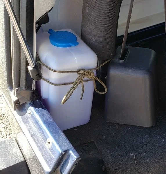 jeepWasherTank.jpg
