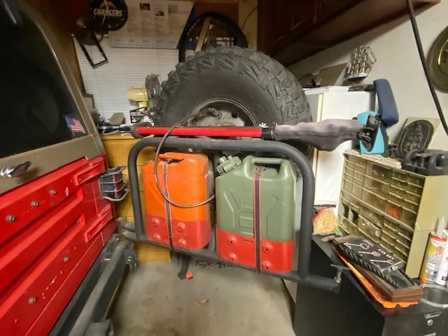 Jerry Hold Rear Pic.webp