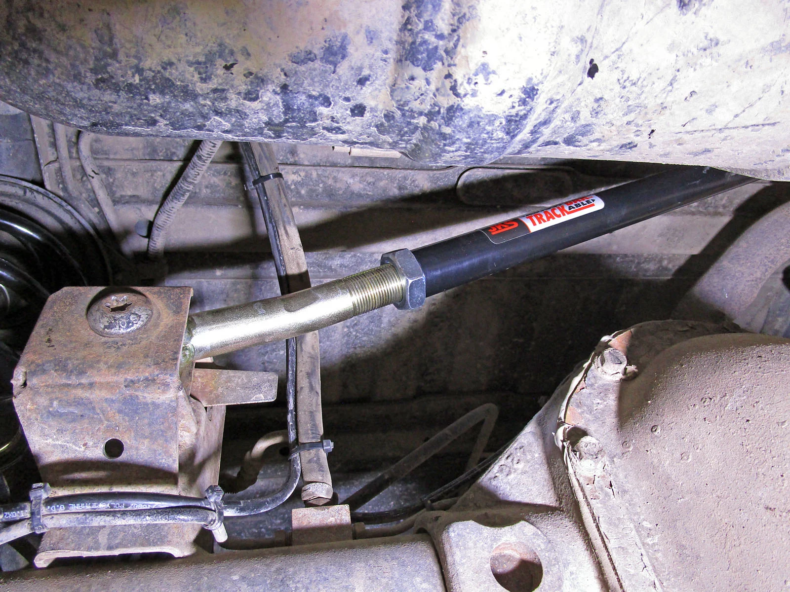 JKS_Rear_Track_02.webp