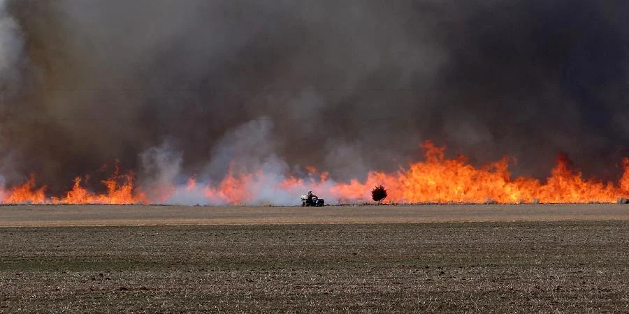 kansas-prairie-fire-keith-stokes.webp